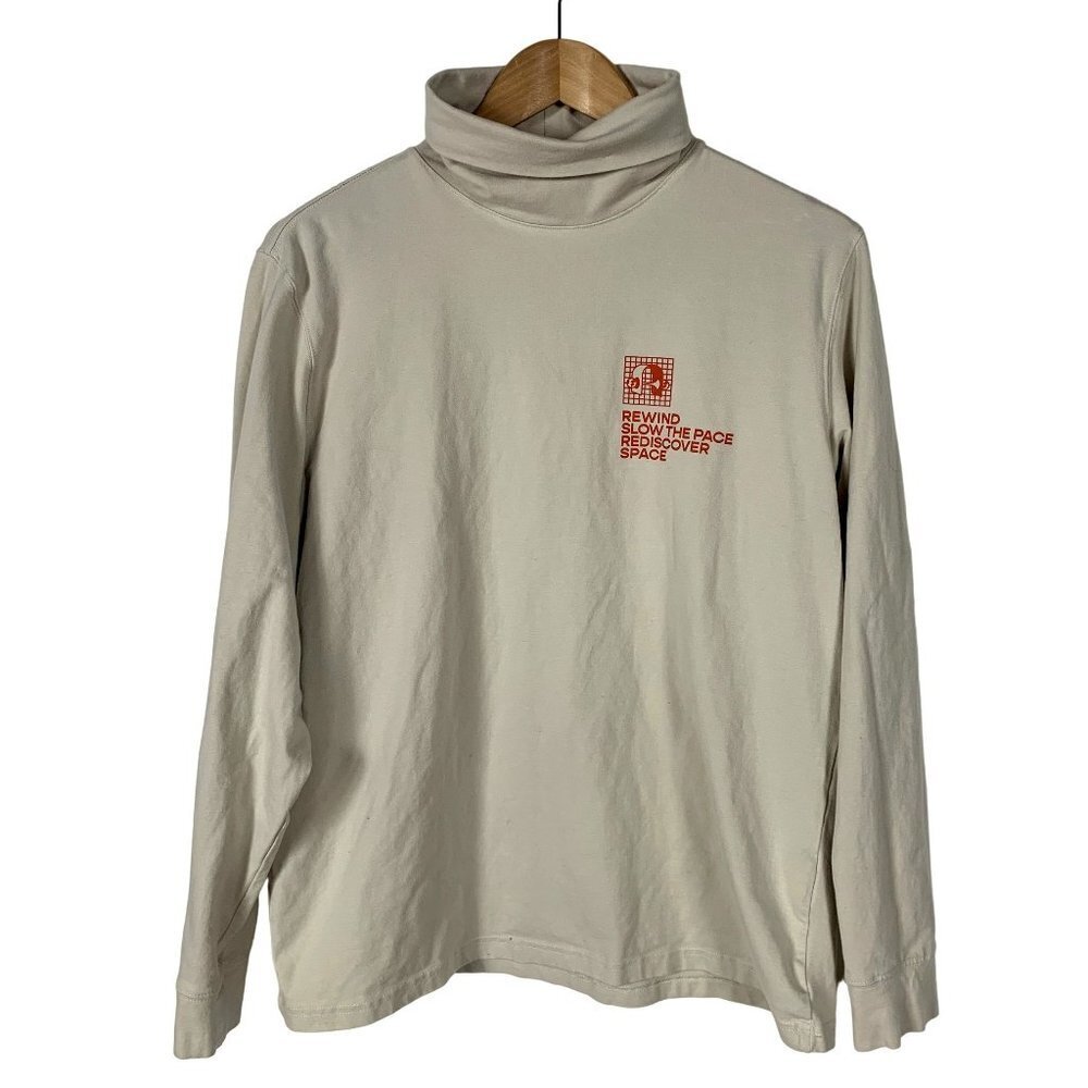 H&M Rewind Slow the Pace Rediscover Space Yoga Long Sleeve Shirt Size Medium